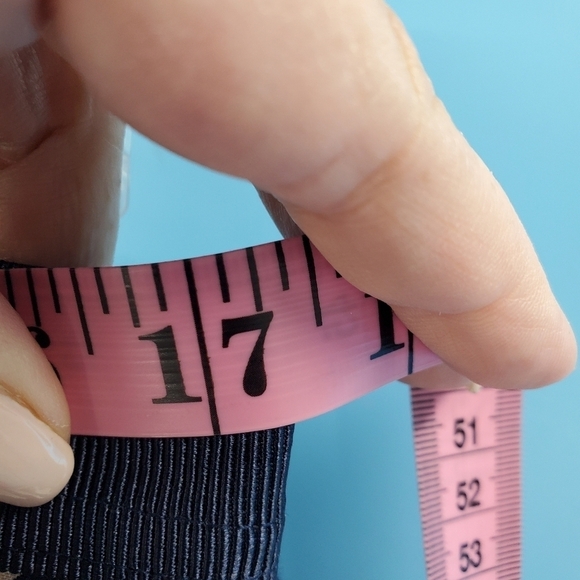 Ann Taylor navy blue and white geometric pencil skirt 12 - Picture 4 of 11
